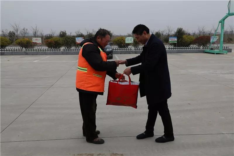 ���Ķ����£��͸��������ġ��㡱